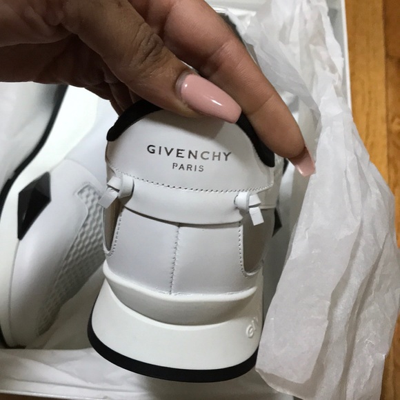 Givenchy runners - Picture 2 of 4